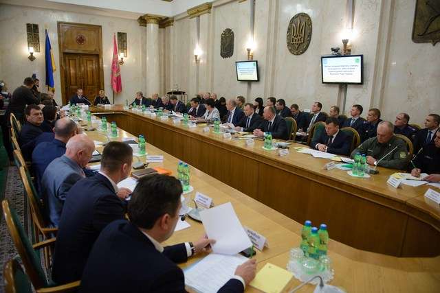 Комітет з питань законодавчого забезпечення правоохоронної діяльності під час виїзного засідання розглянув питання про стан правопорядку на території Харківської області