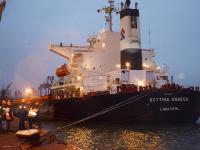 В Черноморск пришло очередное корабль с углем-антрацитом из ЮАР