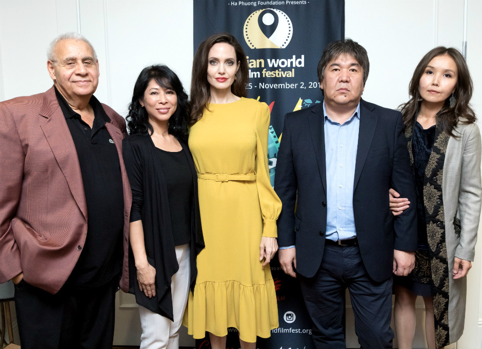 Анджелина Джоли побывала фестиваль азиатского кино