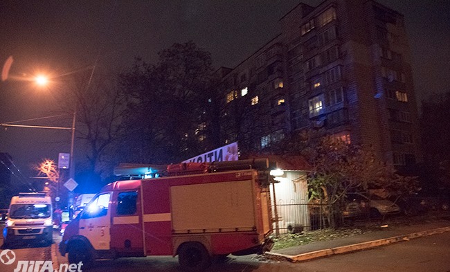 В Киеве прогремел взрыв в жилом доме: погибла баба(Освежено)