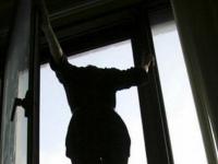 В Киеве девченка выбросилась из окна опосля того, как мать отобрала у нее планшет