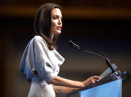 Анджелина Джоли выступила с речью против сексапильного насилия