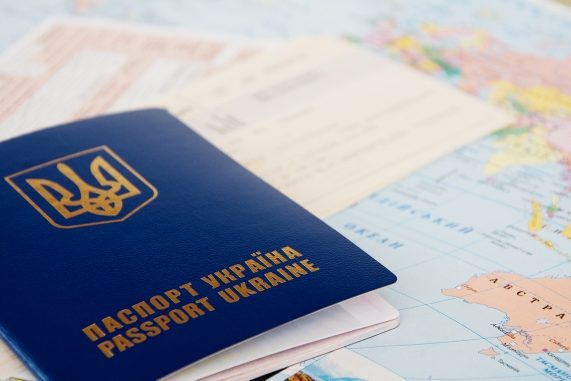 США отвергают в визах каждому третьему украинцу