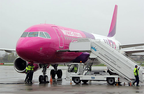 Wizz Air возобновит полетов по маршруту Львов – Лондон