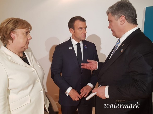 Макрон и Меркель осудили "выборы" в ОРДЛО - Порошенко
