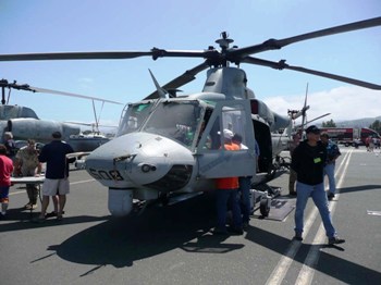 Bell UH-1Y Venom Walk Around