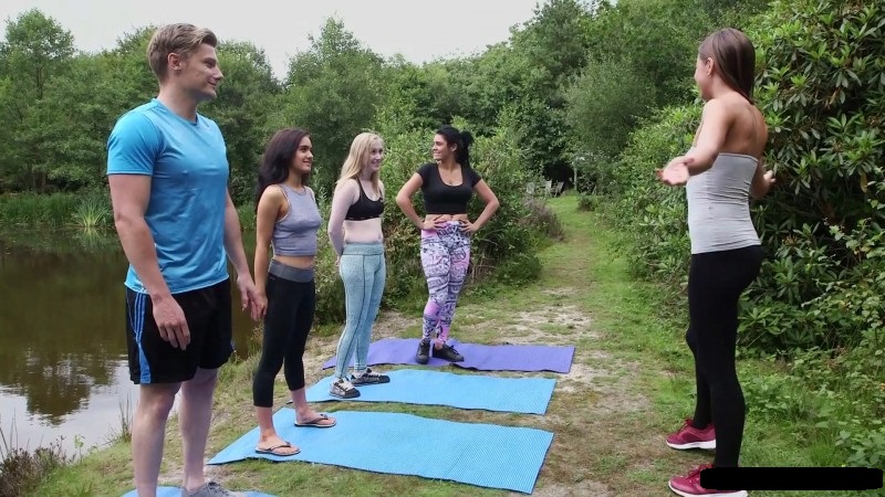 Emma Leigh, Lola Rae, Satine Spark, Tina Kay Outdoor Yoga Sex FullHD 1080p